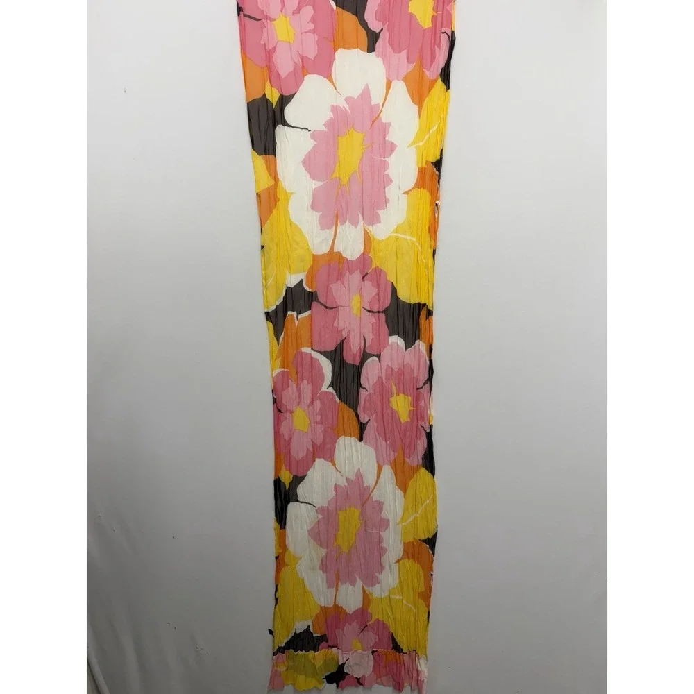 Vintage Gucci Tom Ford 100% Silk Floral Scarf Crinkled From 1999 Spring Summer